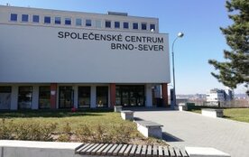 Jarní salon US parnas